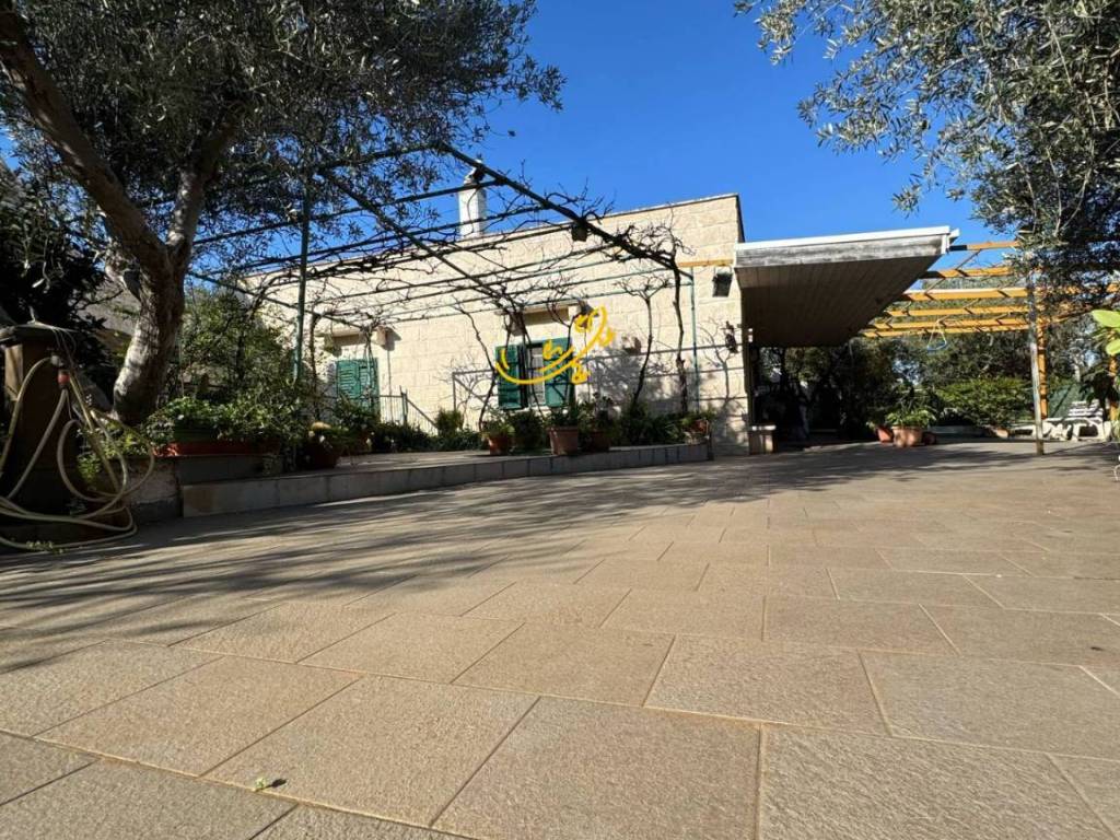 Villa a Monopoli in C.da Macchia di Monte - Foto 4