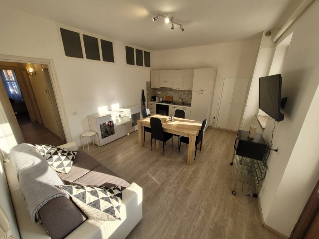Appartamento a Asti in VIA ROCCAVIONE 4 - Foto 2