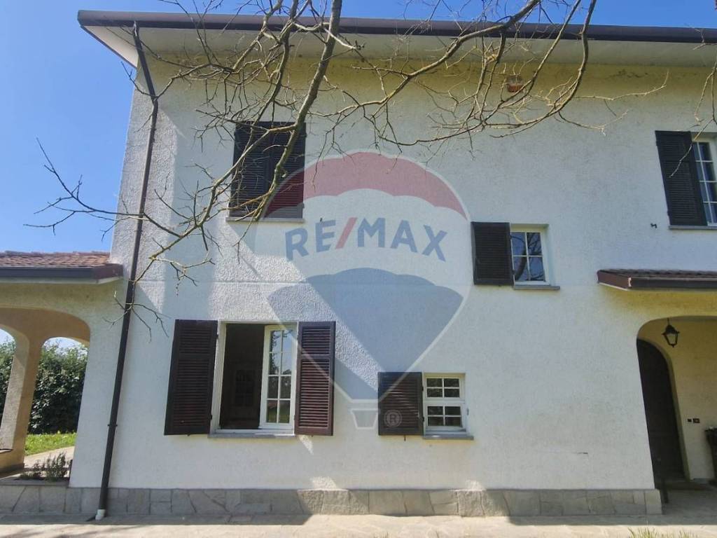 Casa indipendente a Sale in via Vecchia di Valenza, 13 - Foto 2