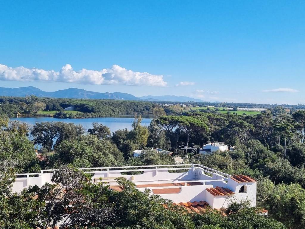 Villa a Sabaudia in Strada Lungomare Pontino - Foto 2