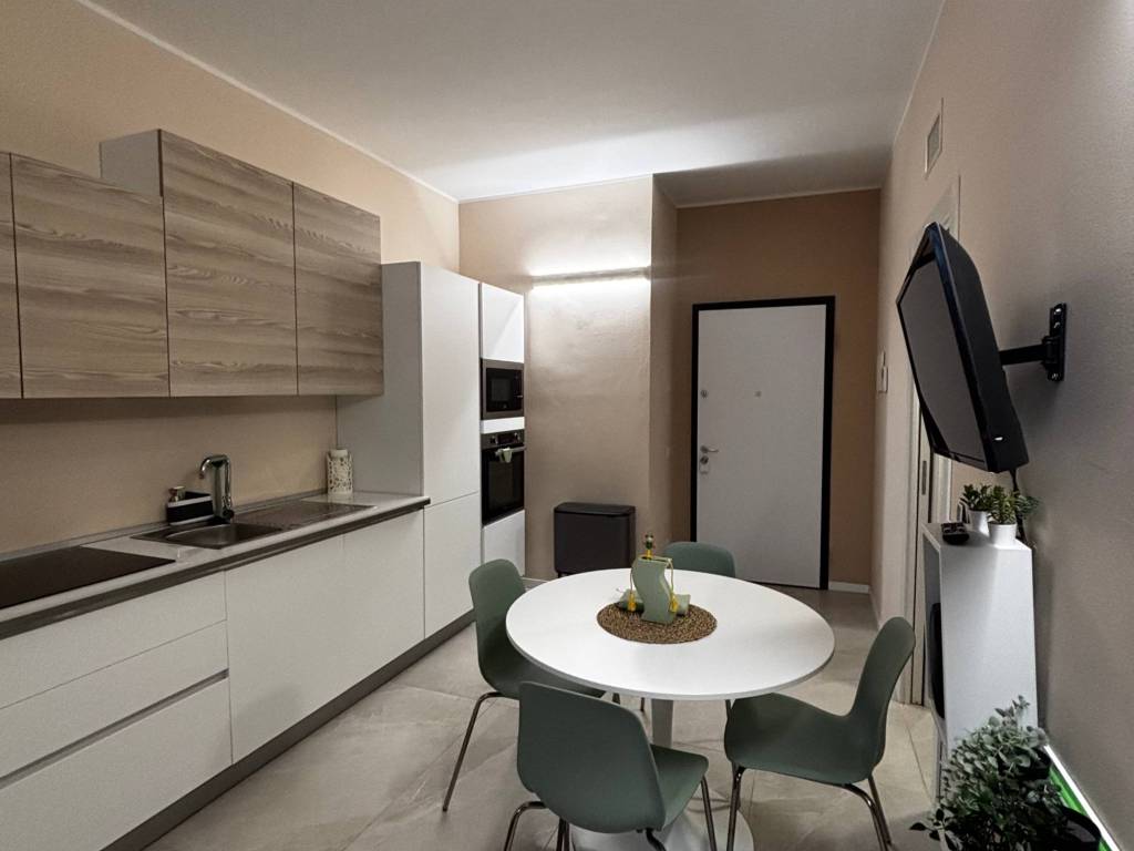 Appartamento a Milano in Viale Lodovico Scarampo, 47 - Foto 1