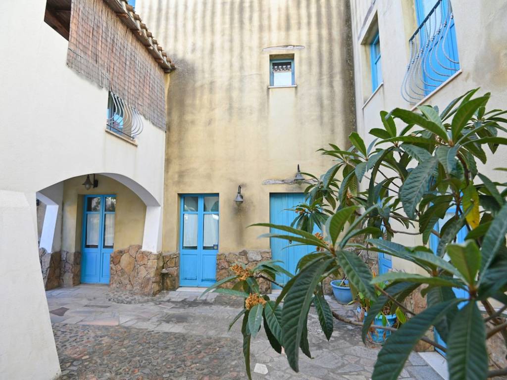 Palazzo / stabile a Muravera in VIA SARRABUS, 0 - Foto 3