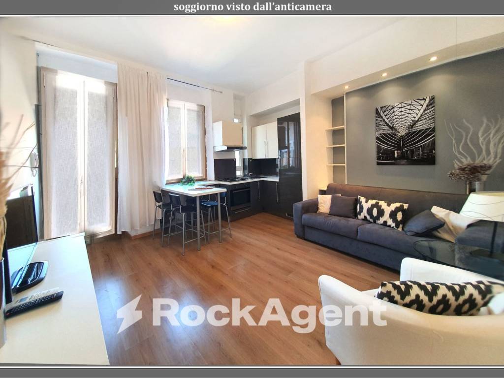 Appartamento a Milano in Via degli Imbriani, 28 - Foto 1