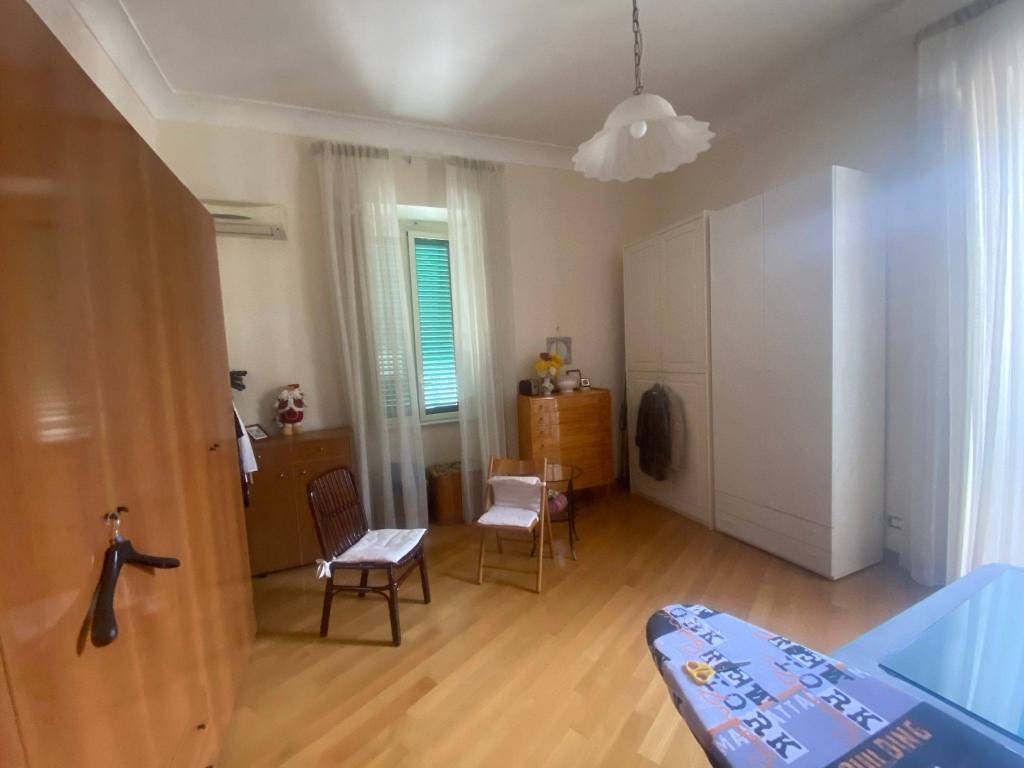 Appartamento a Napoli in Corso Umberto I, 153 - Foto 3