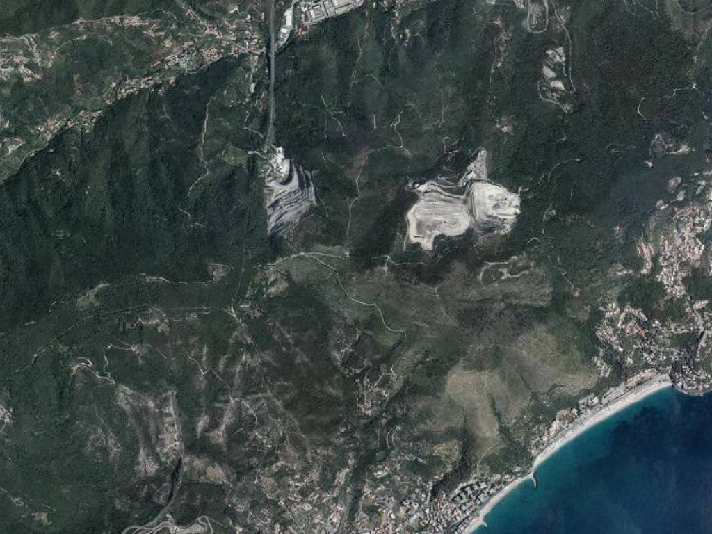 Terreno a Vado ligure in Via Contrada, 1 - Foto 5