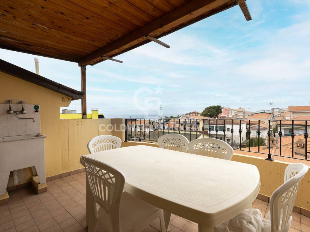 Palazzo / stabile a Tortoreto in Via Edmondo De Amicis - Foto 4