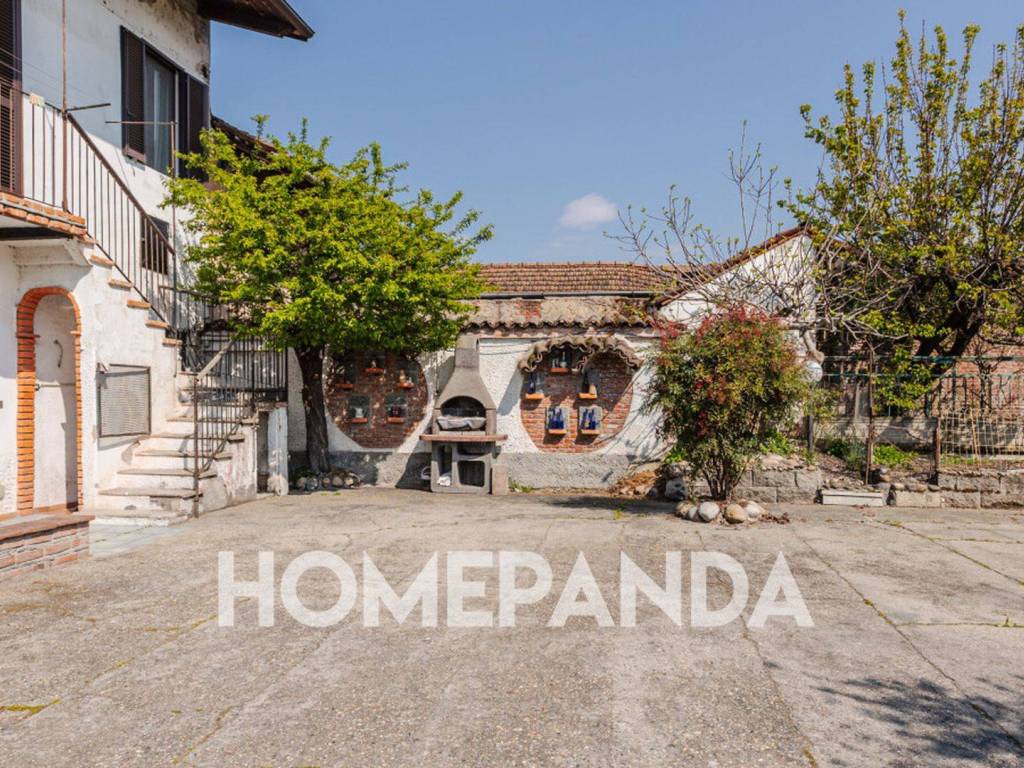 Casa indipendente a Caresana in Corso Roma, 66 - Foto 2