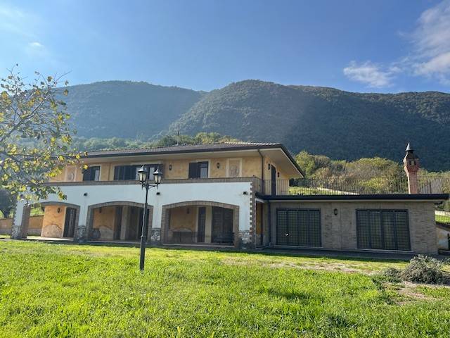 Villa a Ceccano in Via San Giuseppe - Foto 3