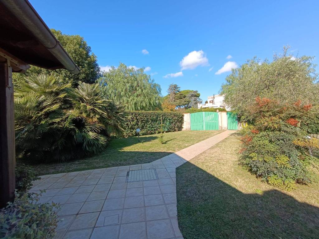 Villa a San felice circeo in Viale Regina Elena - Foto 5