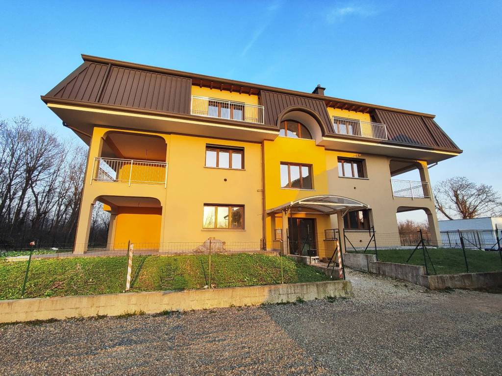 Appartamento a Lonate ceppino in Via degli Usignoli - Foto 2