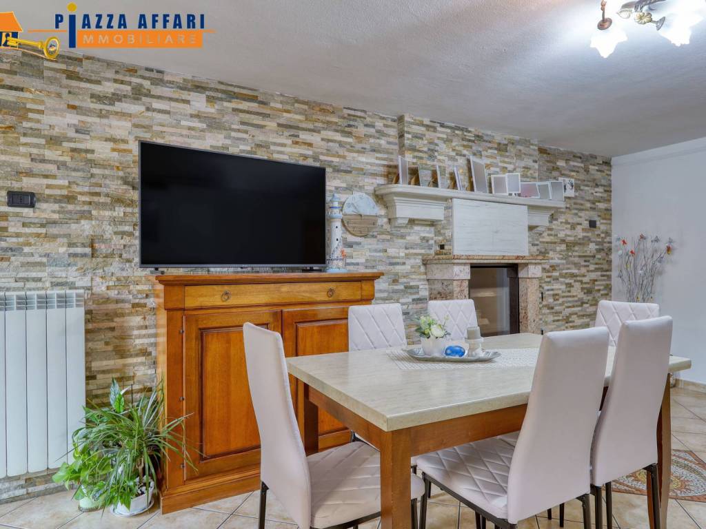 Appartamento a Lavena ponte tresa in via Antonini, 3 - Foto 2