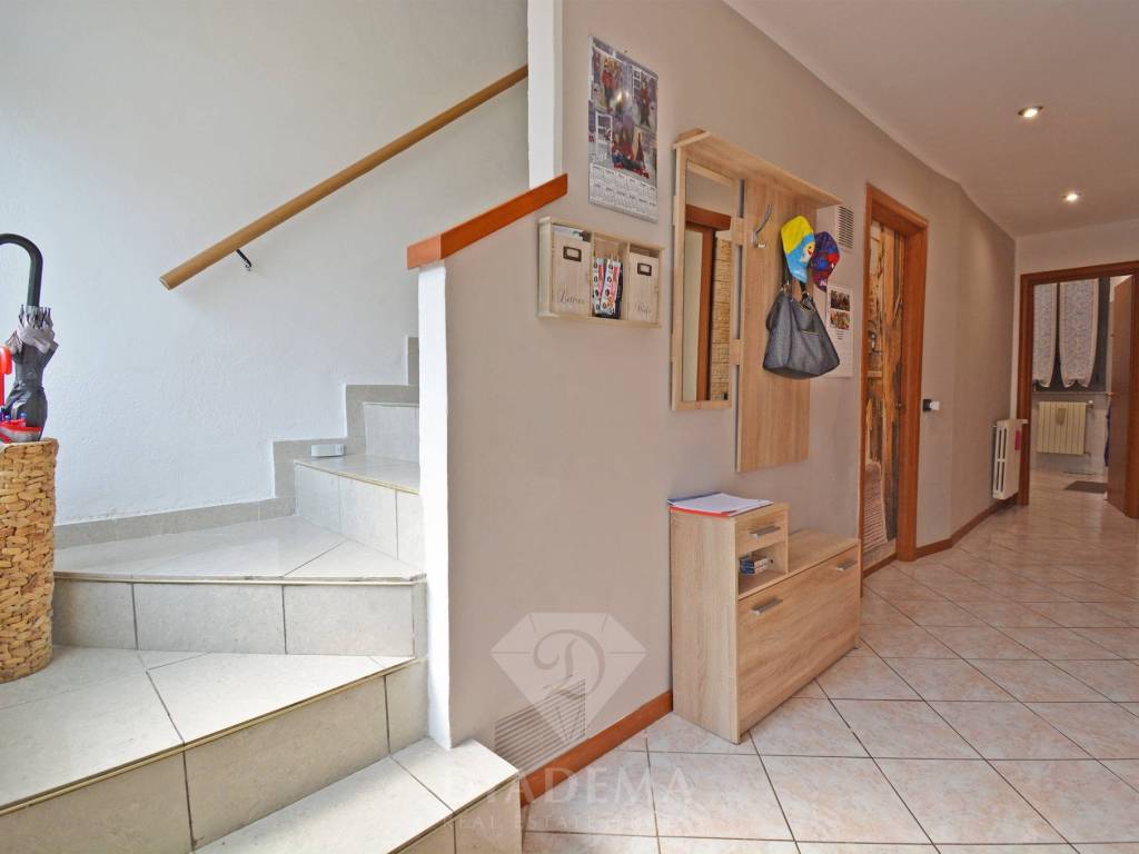 Casa indipendente a Caronno varesino in Via Solferino, 4 - Foto 3