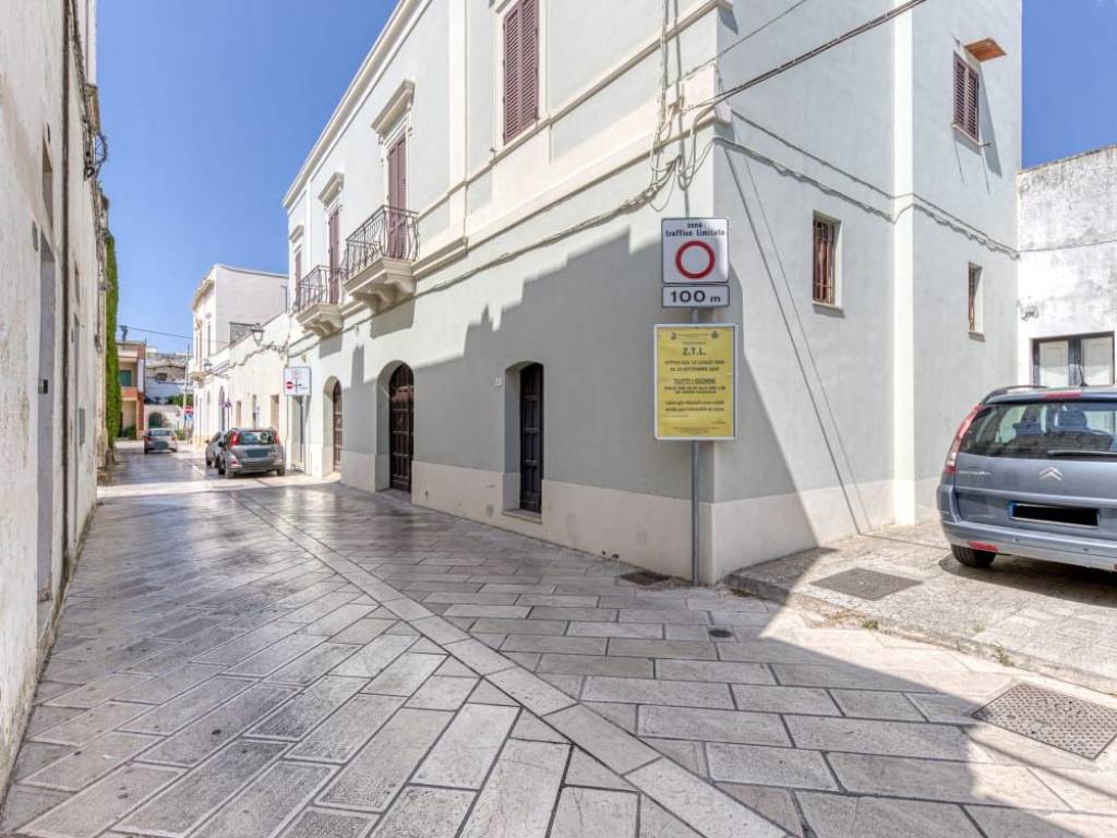 Palazzo / stabile a Presicce-acquarica in Via Eugenio Arditi, 54 - Foto 3