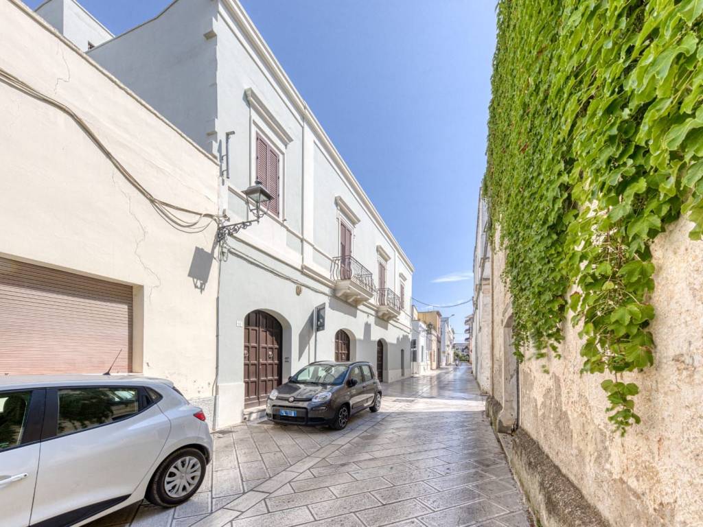 Palazzo / stabile a Presicce-acquarica in Via Eugenio Arditi, 54 - Foto 5