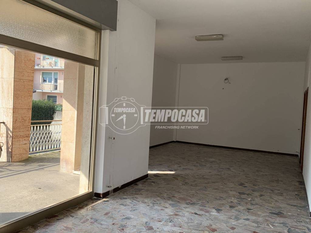 Immobile a Ovada in Viale Stazione Centrale - Foto 5