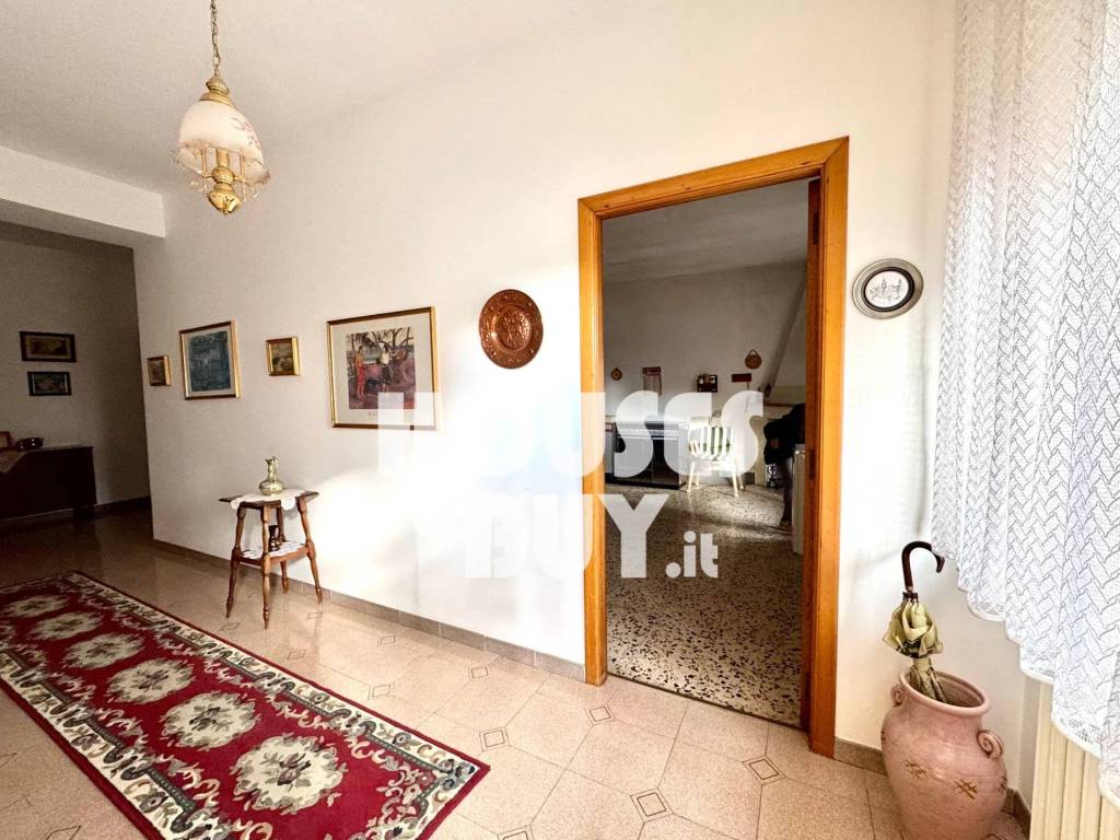 Casa indipendente a San nicola dell'alto in Via Ugo Foscolo, 6. - Foto 5