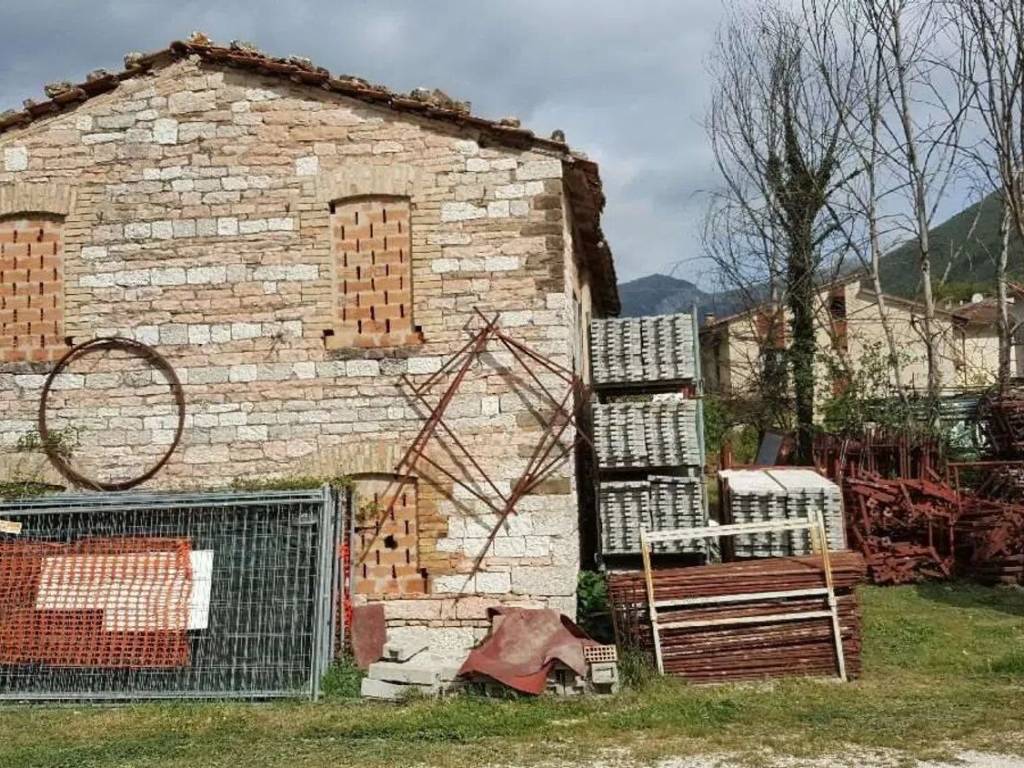 Villa a Cantiano - Foto 2
