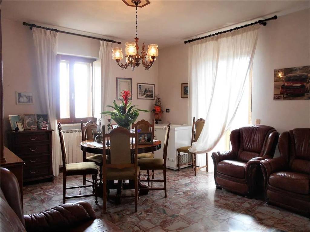 Villa a Gubbio in Località Loreto Basso, 12 - Foto 3