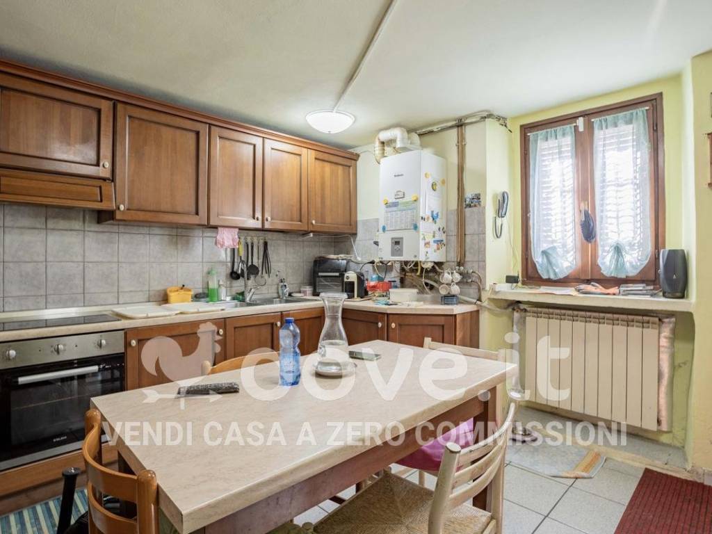 Appartamento a Cittiglio in Via Roma, 12 - Foto 2