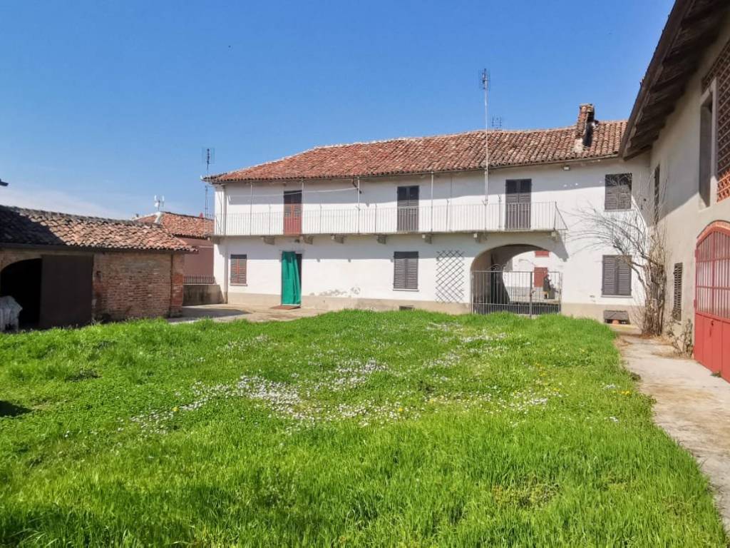 Rustico / casale a Vigliano d'asti in Piazza Anita Garibaldi - Foto 3
