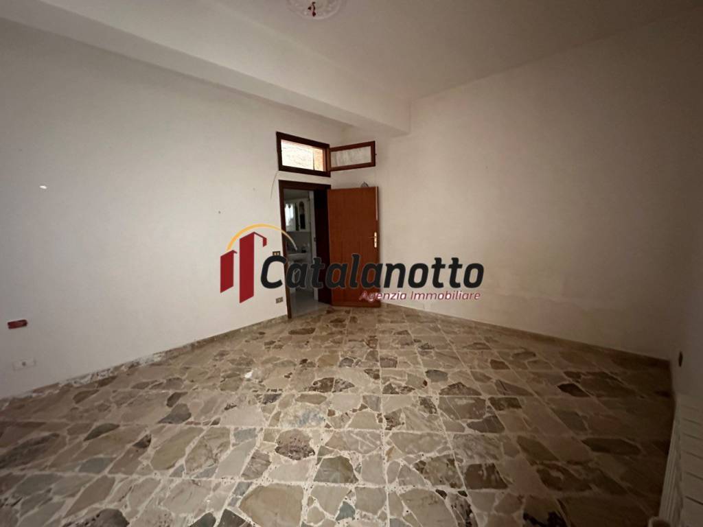 Appartamento a Castelvetrano in Via Trento - Foto 5