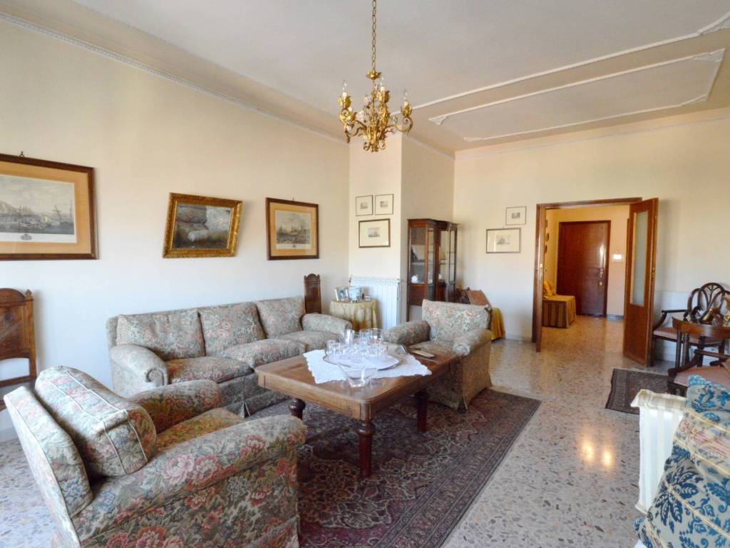 Appartamento a Sassari in Via Alfredo Oriani, 12 - Foto 3