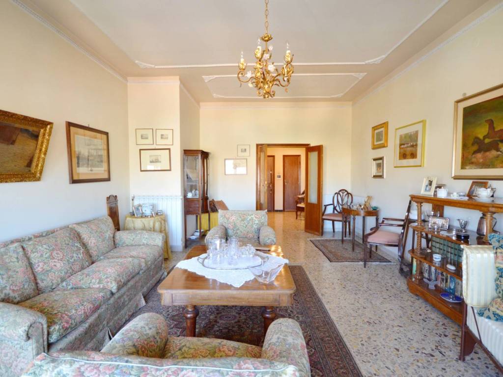 Appartamento a Sassari in Via Alfredo Oriani, 12 - Foto 4