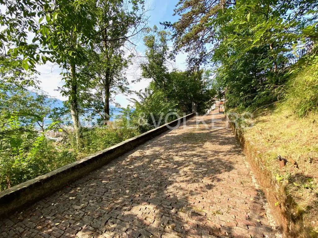 Villa a Rovereto in Via Fortunato Depero, 39 - Foto 3