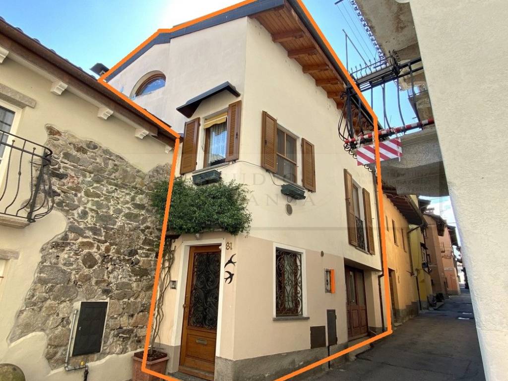 Casa indipendente a Verbania in Via dei Partigiani, 81 - Foto 3