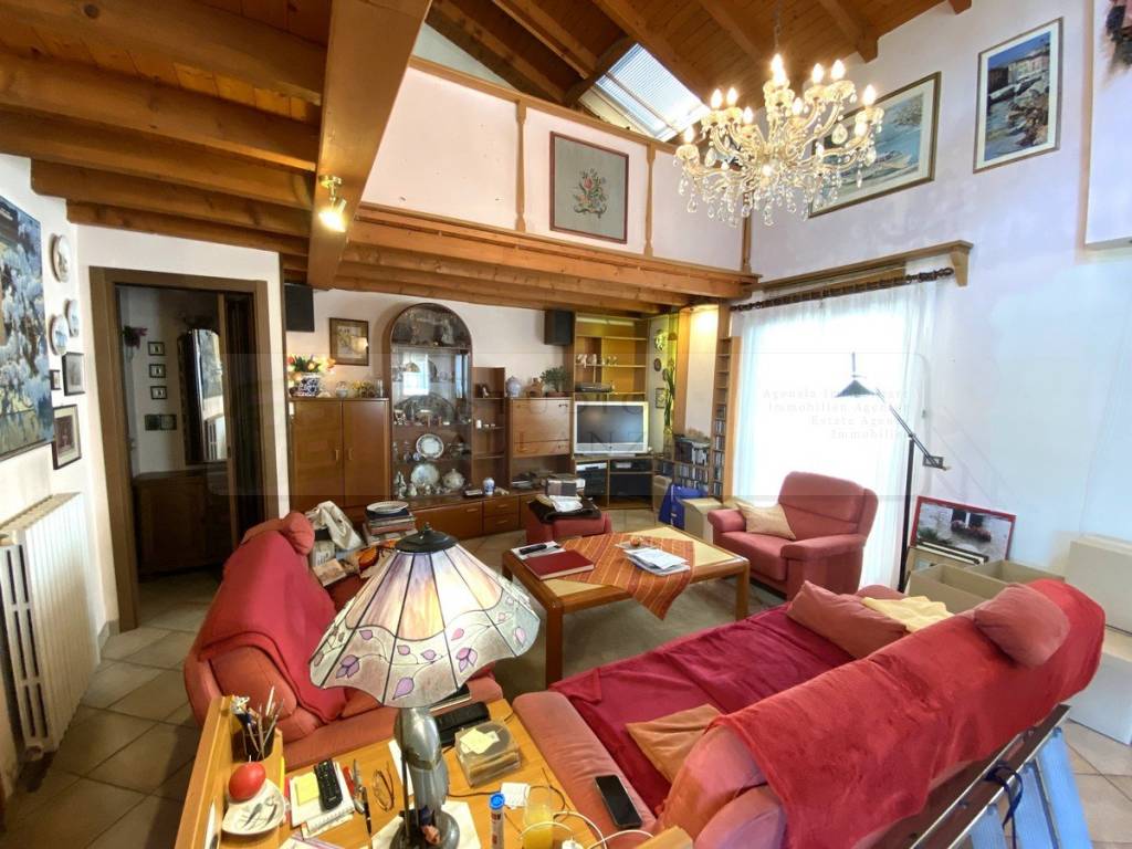 Casa indipendente a Verbania in Via dei Partigiani, 81 - Foto 5