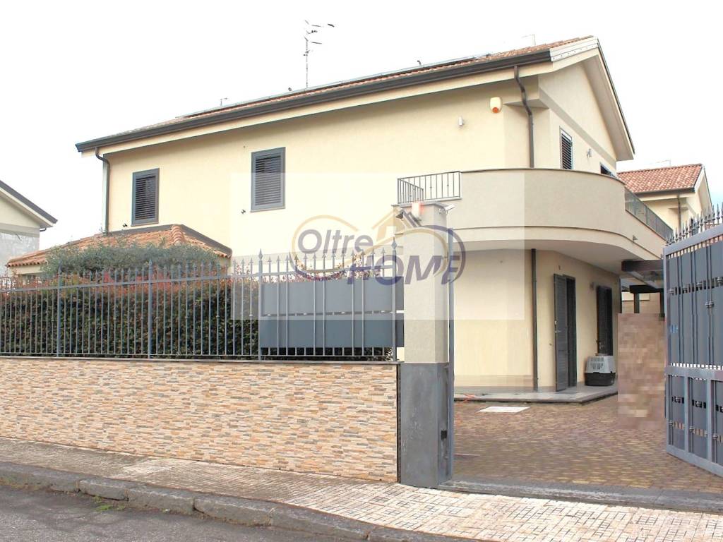 Villa a Mascali in Via Simone Neri - Foto 5