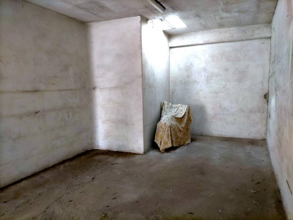 Box / garage a Cremona in Piazza Luigi Cadorna, 2 - Foto 3