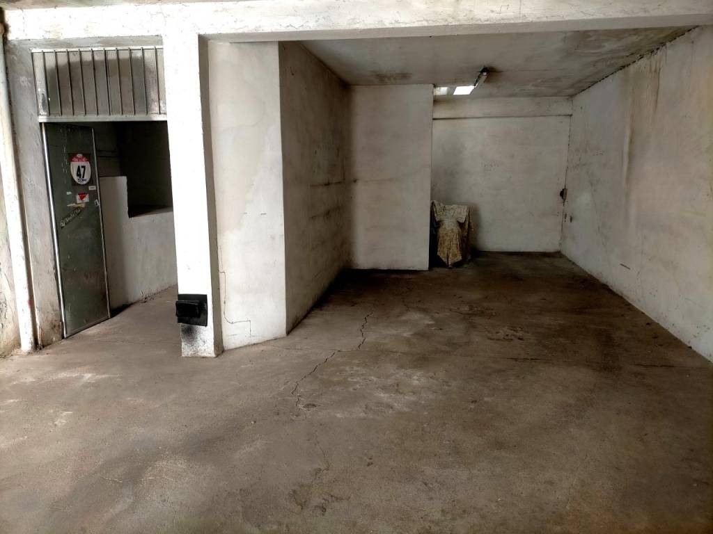 Box / garage a Cremona in Piazza Luigi Cadorna, 2 - Foto 4