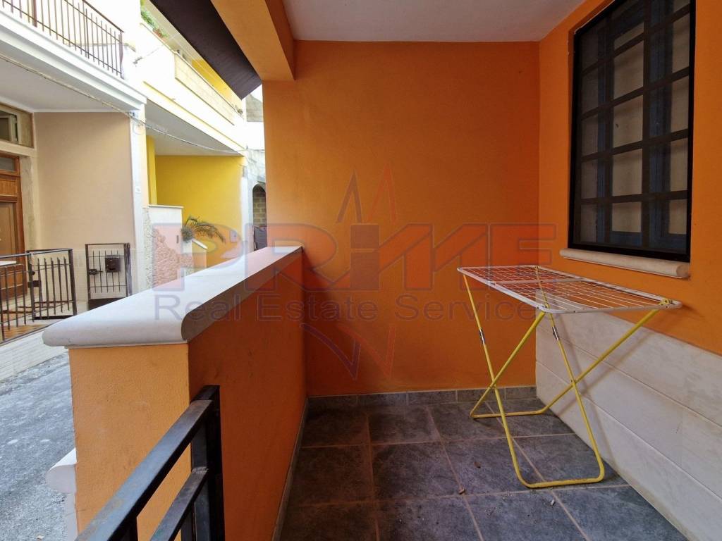 Casa indipendente a Tuglie in Via Ugo Foscolo - Foto 3