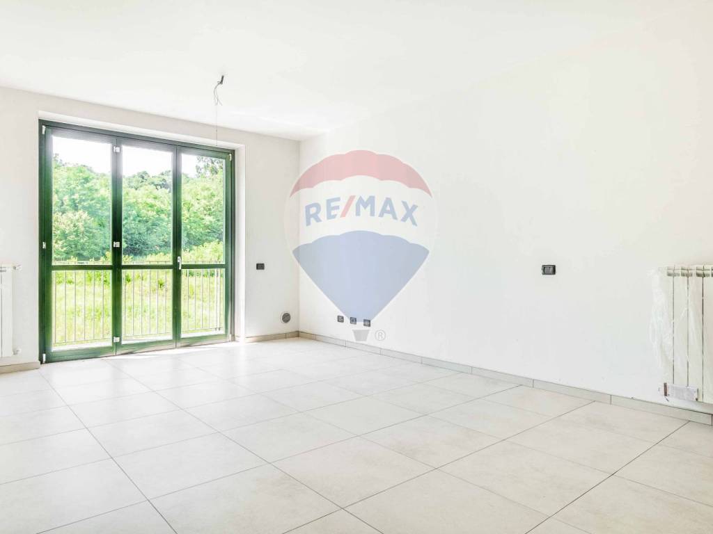 Appartamento a Brebbia in VIA REBUSCHINI, 5 - Foto 3