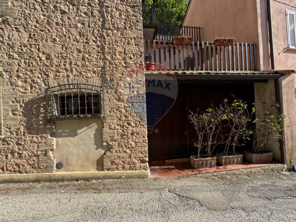 Casa indipendente a Nocera umbra in Vocabolo Boschetto - Foto 5