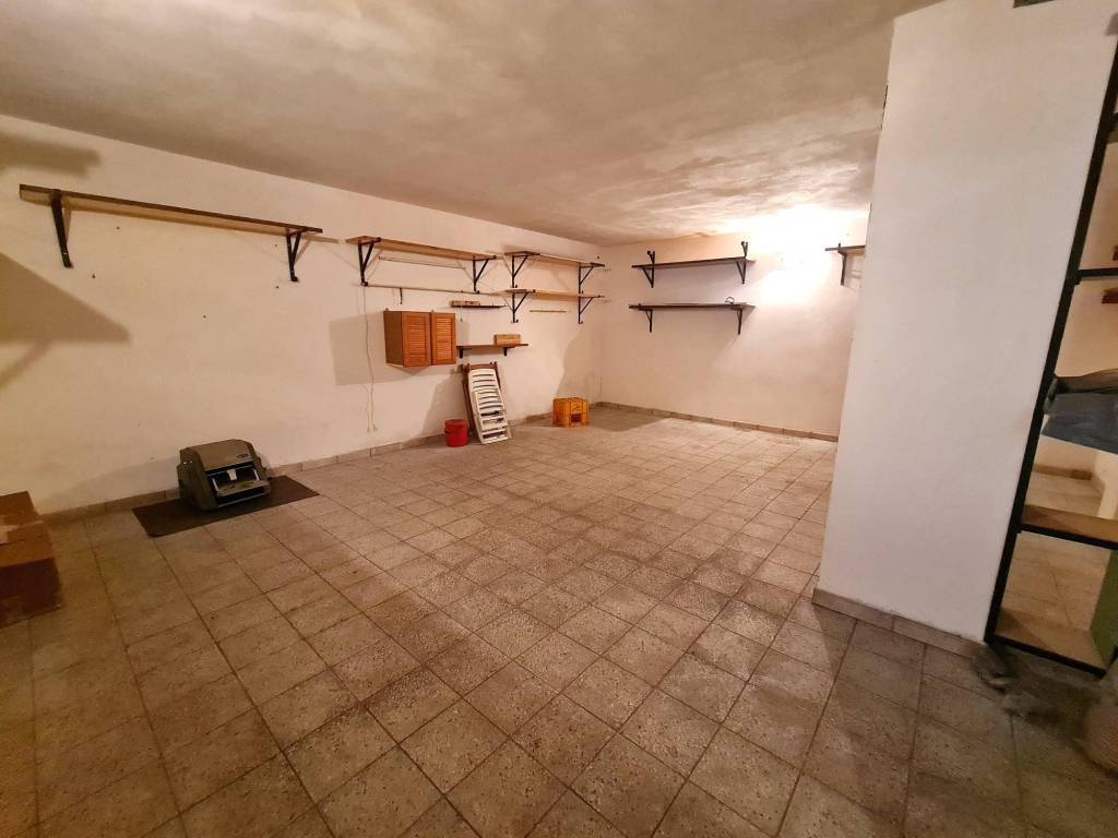 Box / garage a Lecce in Via Dante De Blasi, 68 - Foto 2