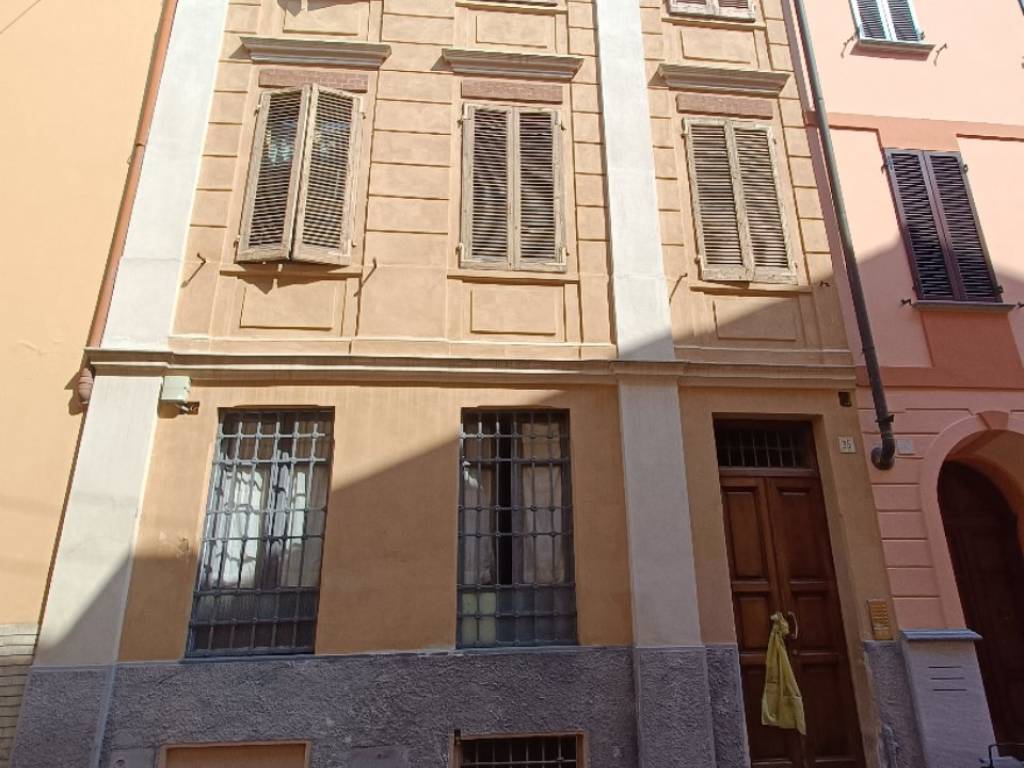 Appartamento a Cremona in Via Alfeno Varo - Foto 1