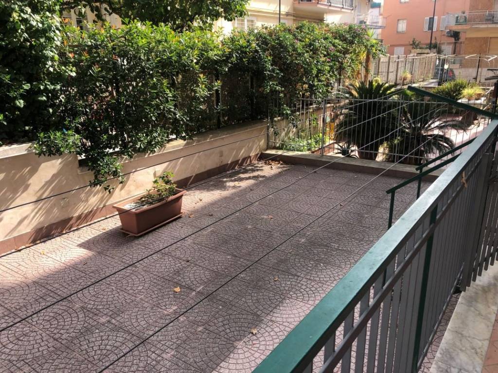 Appartamento a Pozzuoli in Via Solfatara, 17 - Foto 2