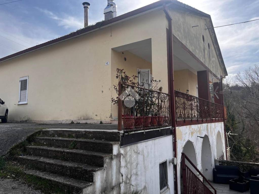 Appartamento a Potenza in Via dei Garofani, 46 - Foto 2