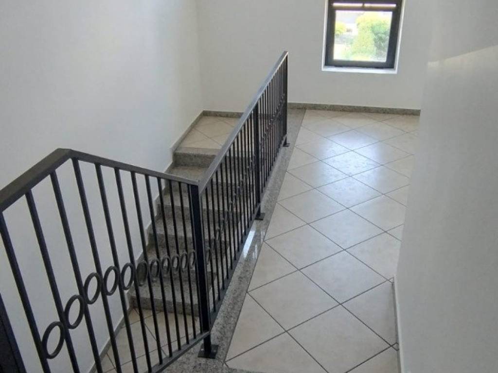 Attico / mansarda a Caronno pertusella in Via Alessandro Manzoni - Foto 3