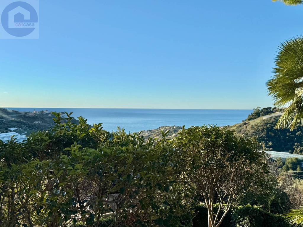Appartamento a Sanremo in Via Grossi Bianchi, 214 - Foto 2