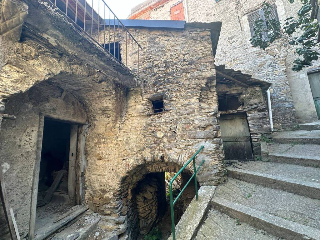 Casa indipendente a Molini di triora in Via Roma - Foto 5