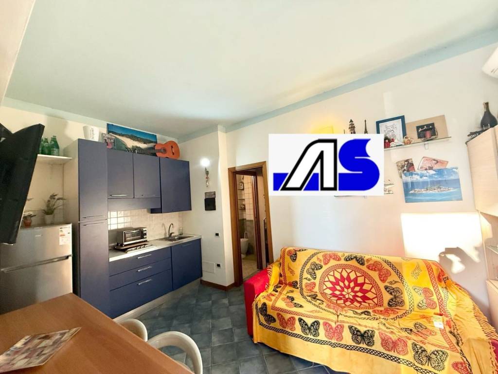 Appartamento a Camaiore in Via Dante Alighieri, 65 - Foto 1