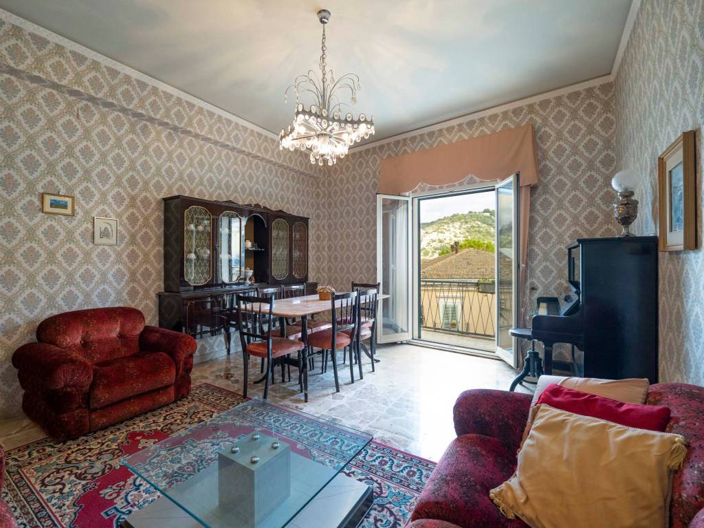 Casa indipendente a Ragusa in Via Tenente Distefano, 30 - Foto 3