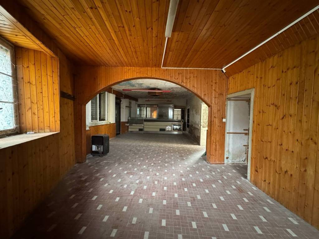 Appartamento a Gorla minore in Piazza Guglielmo Marconi, 3 - Foto 2