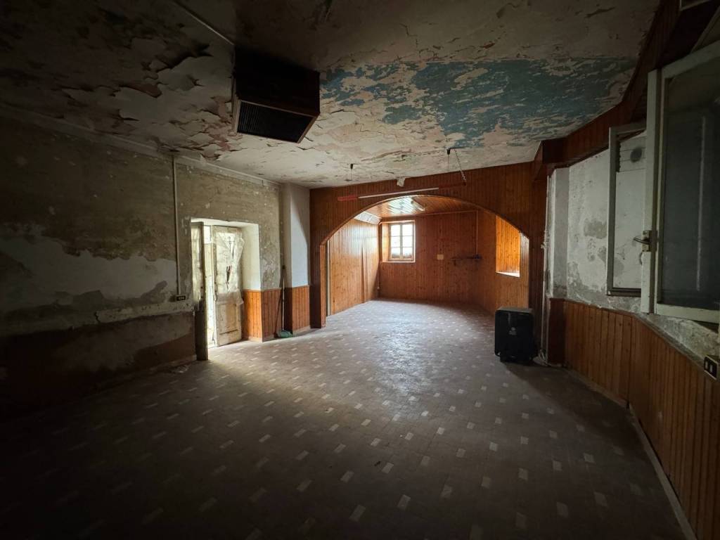 Appartamento a Gorla minore in Piazza Guglielmo Marconi, 3 - Foto 4