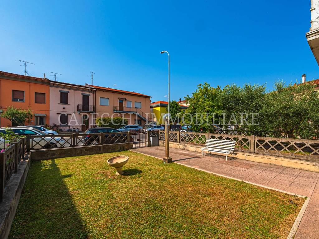 Casa indipendente a Pistoia in Via del Bastione Mediceo, 20 - Foto 2