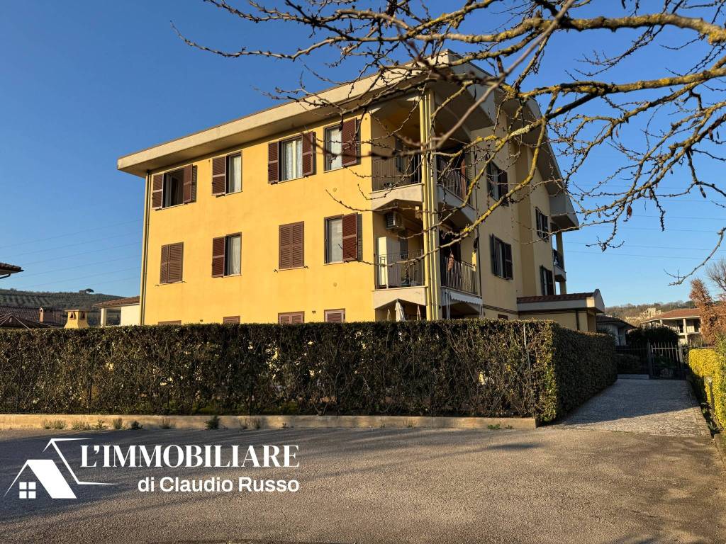 Appartamento a Orte in Via dell'Acqua Acetosa - Foto 2