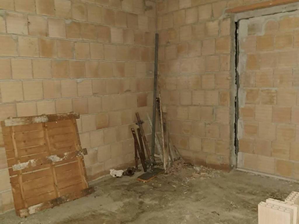 Appartamento a Collecorvino in Via Colle Catirò, 1 - Foto 4